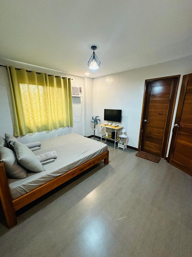Zj Hometel Coron Εξωτερικό φωτογραφία