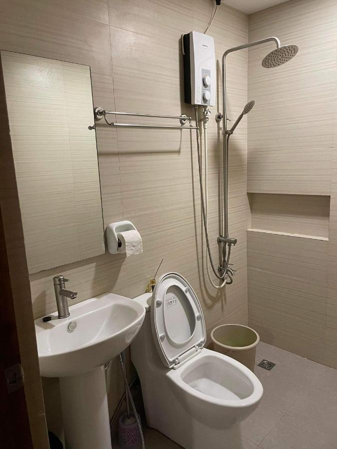 Zj Hometel Coron Εξωτερικό φωτογραφία